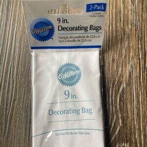 Wilton 9” decorating bag (2 pack)